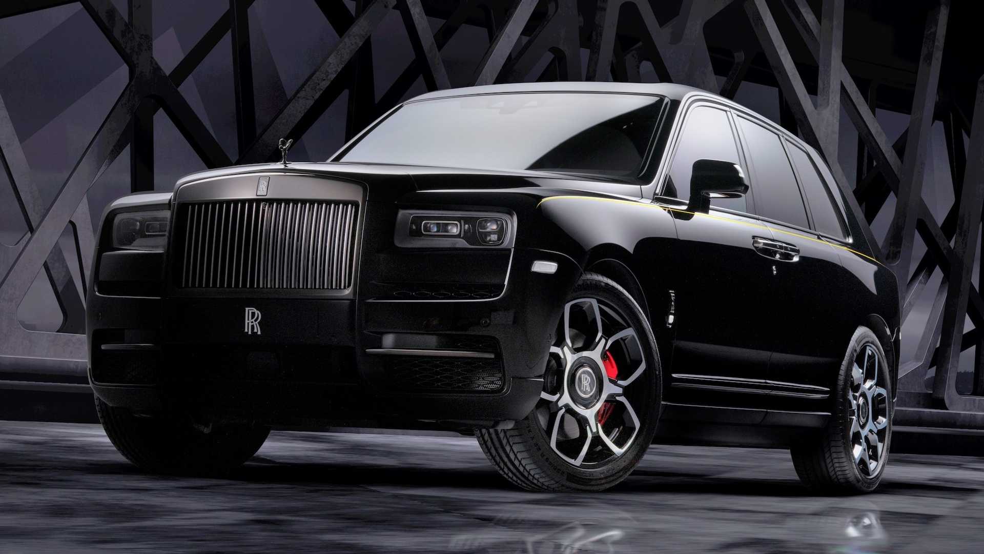 Rolls-Royce Cullinan Black Badge chính thức lộ diện