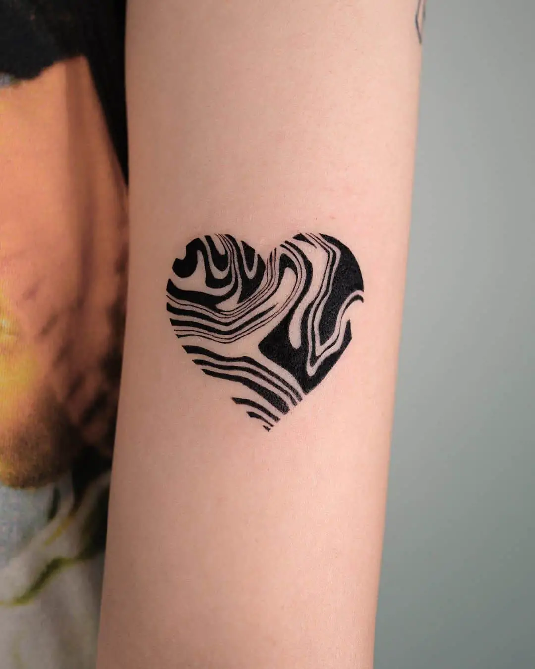 Heart tattoo by kashatattooer