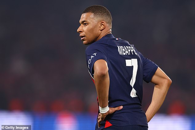 Mbappé, fotografiado en mayo de este año, usó el número 7 durante la mayor parte de su carrera en el Paris Saint-Germain.