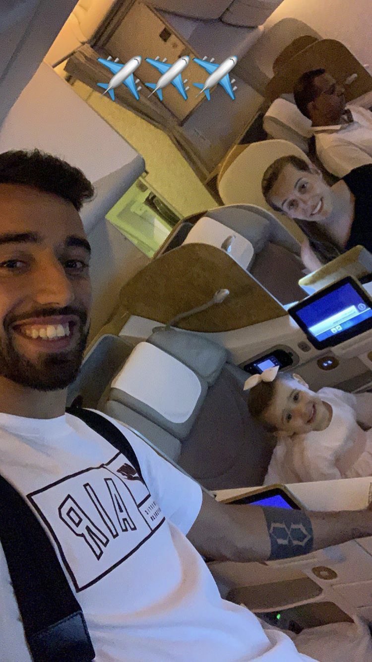 John O'Sullivan on X: "Bruno Fernandes is on a plane. On the plane are his wife and child. He includes three plane emojis. Three multiplied by two is... *hands shake* Six 👀