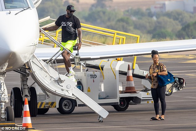 LeBron James enjoys an ice cream on board a luxury yacht in Corsica with his  family | Daily Mail Online