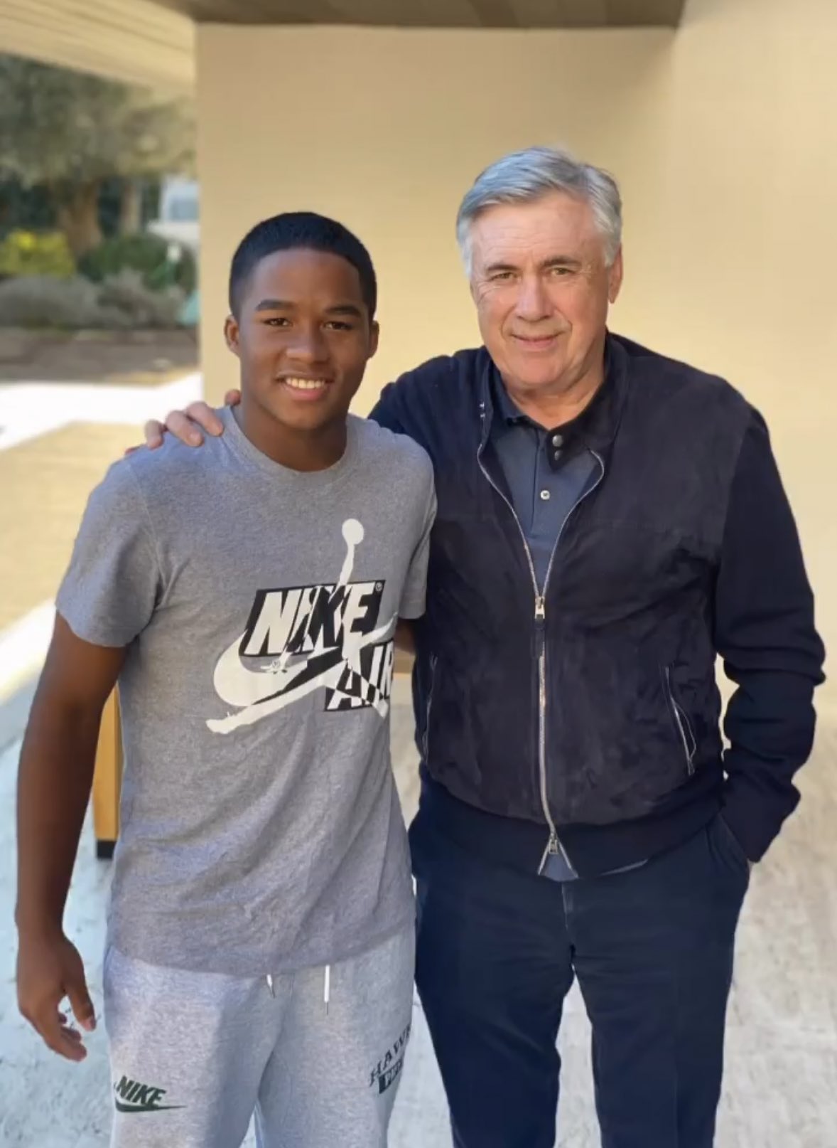 Madrid Zone on X: "📸 Endrick with Carlo Ancelotti.  https://t.co/6OfWTAjtCL" / X