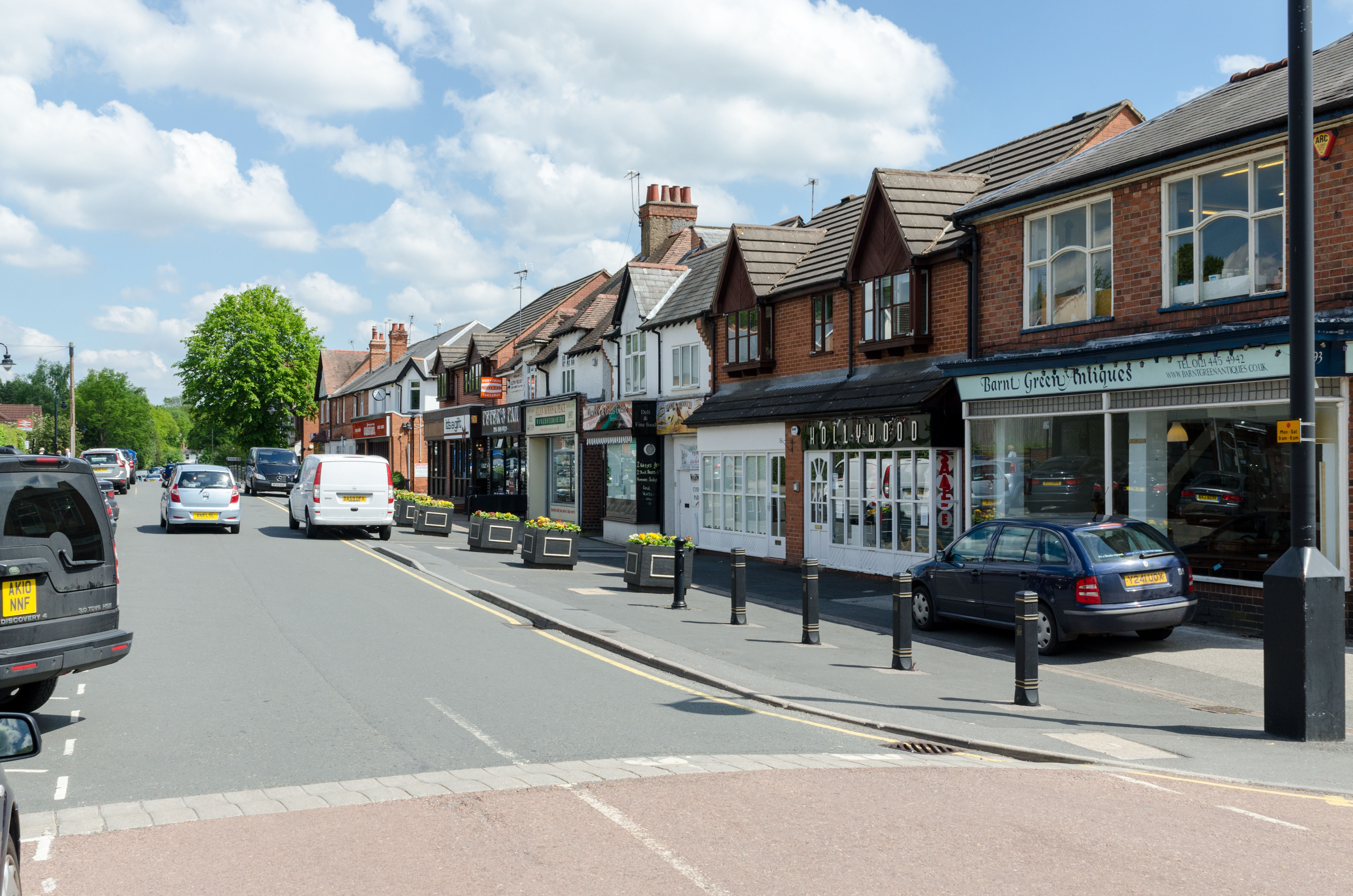 Ngôi sao của Real Madrid gần đây đã mua một lô đất ở Barnt Green, Worcestershire