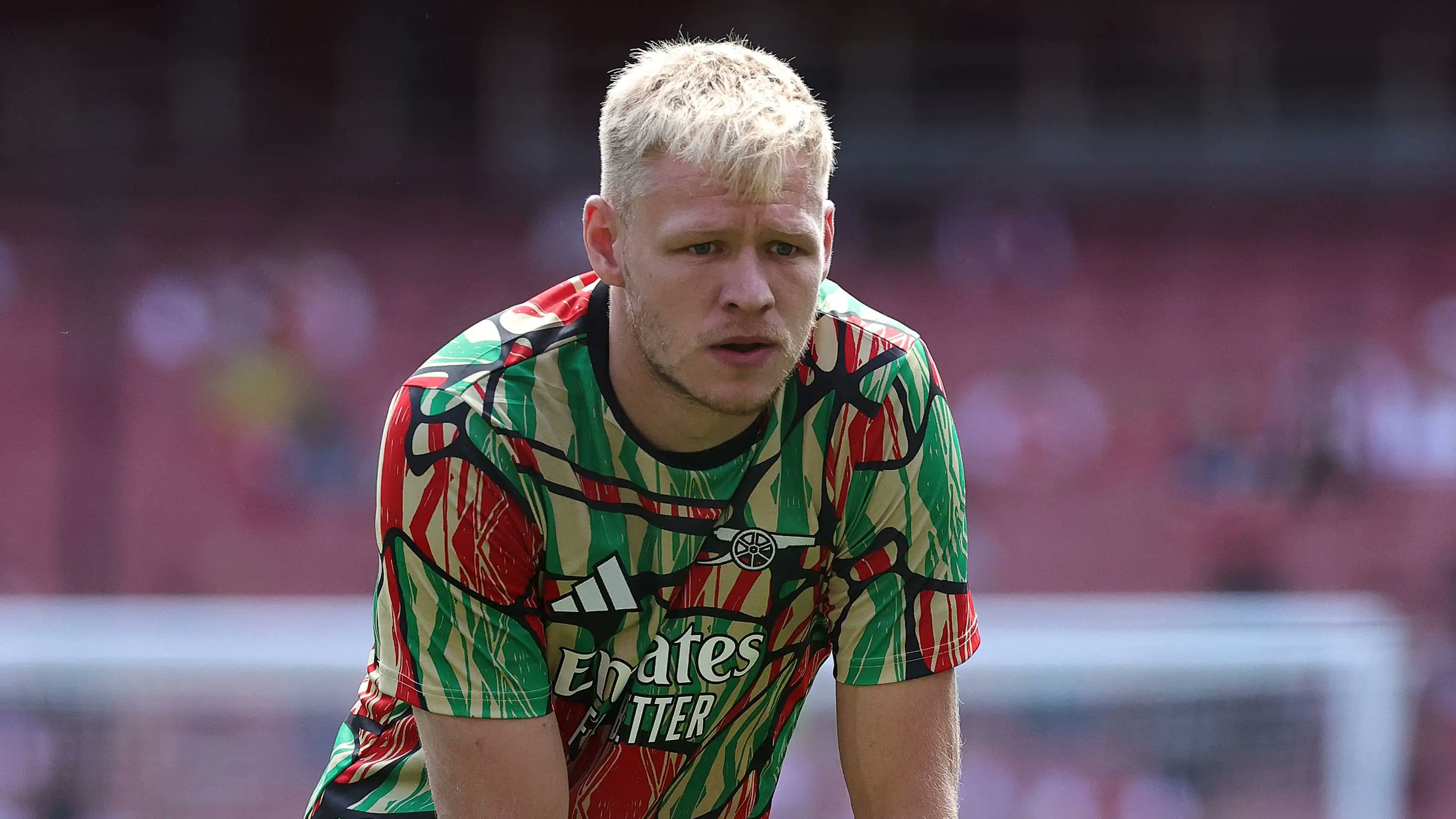 Football Tweet ⚽ on X: "🚨 𝗕𝗥𝗘𝗔𝗞𝗜𝗡𝗚: Southampton have reached an  AGREEMENT with Arsenal to sign Aaron Ramsdale for £18m + £7m add ons.  Goalkeeper will travel for his medical tomorrow. @SkySportsLyall