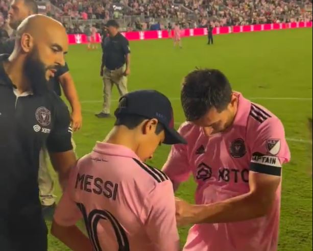 Lionel Messi's bodyguard grabs young fan before he gets to Inter Miami star  but then leads him over for selfie | talkSPORT