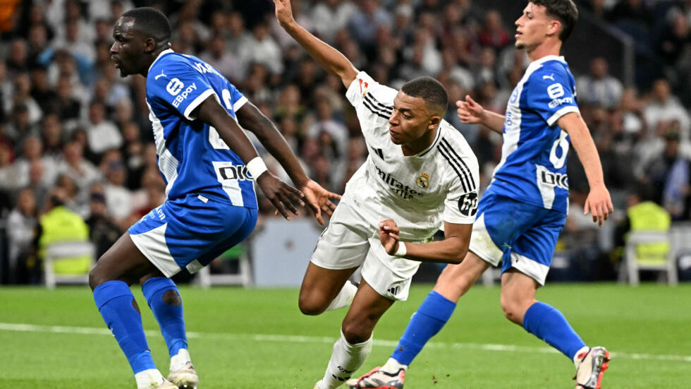 Mbappe strikes again as Madrid hold off Alaves